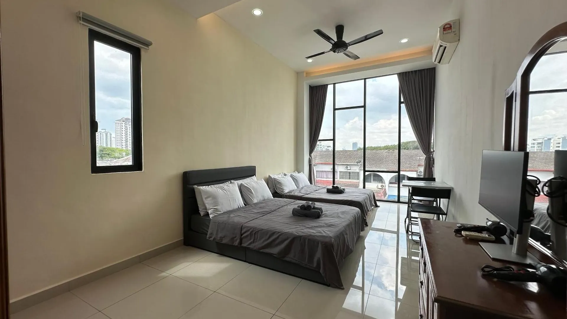 Ferienhaus Villa Kl Sri Petaling Bbq & Games Landed House Kuala Lumpur Ma­lay­sia